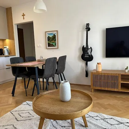 Apartmán Moderny V Ruzinove *